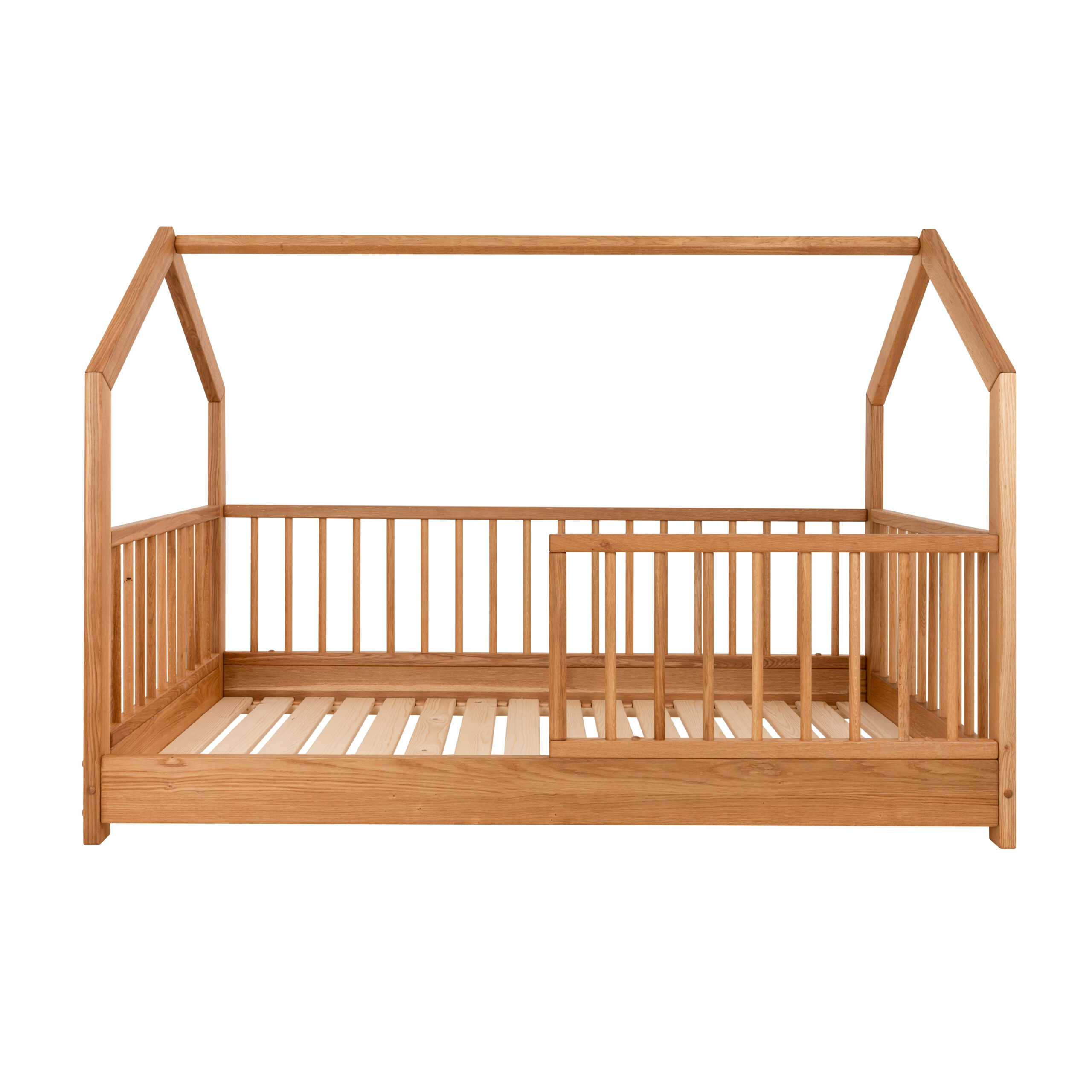 Postelja hiška z ograjo